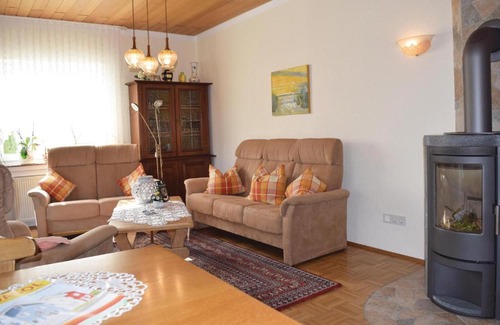 Rott House | Two-Bedroom Holiday Home in Rott