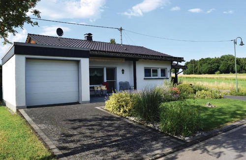 Rott House | Two-Bedroom Holiday Home in Rott