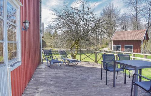 Lenhovda House | Two-Bedroom Holiday Home In Lenhovda