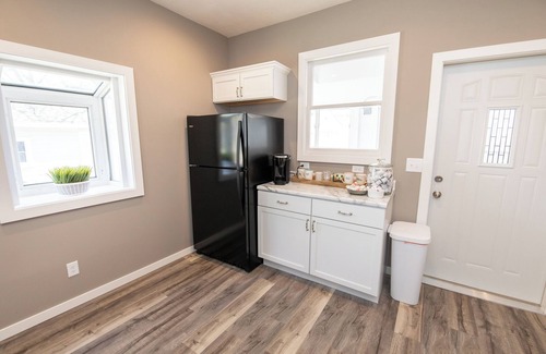 Folsom's Addition House | Two Bedroom Home close to Downtown and Hospitals