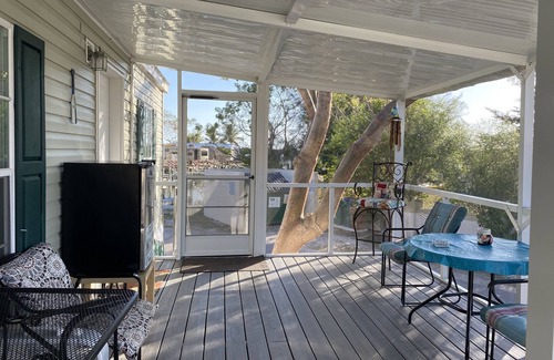 Chokoloskee House | Two bedroom home fully furnished.