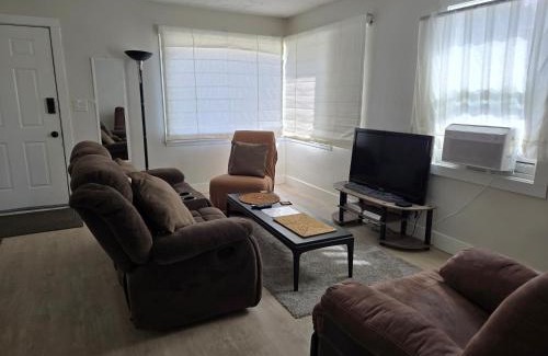 Nevada - Lidgerwood Apartment | Two bedroom house near northtown mall