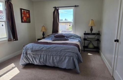 Nevada - Lidgerwood Apartment | Two bedroom house near northtown mall