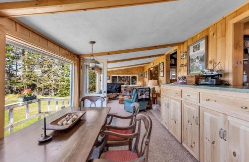 Steuben House | Two-Bedroom House