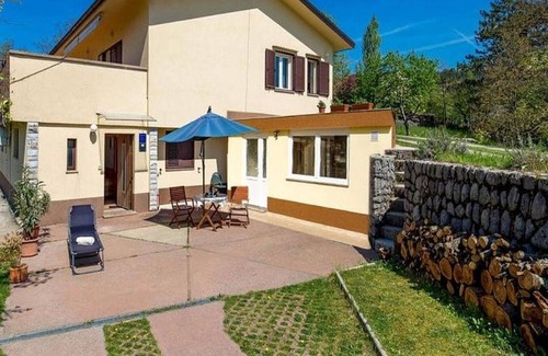 Klana Apartment | Two Bedroom House with Terrace