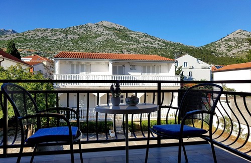 Starigrad Apartment | Two bedroom apartment near beach Starigrad, Paklenica (A-6621-a)