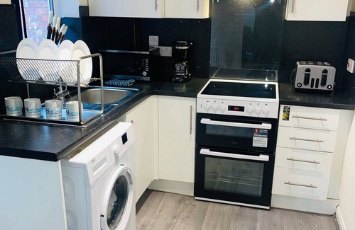 Welford House | Two bedroom in a Victorian house located nearby Leicester City Centre.