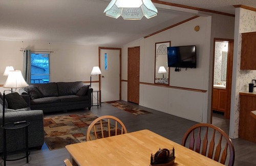 Spring City Cabin | Two Bedroom Lake Cabin A