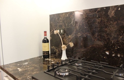 Oltrarno Apartment | TWO BEDROOM LOFT NEAR PONTE VECCHIO/OLD BRIDGE WITH FREE BREAKFAST ITEMS OFFERED