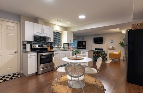 Grouse Woods Apartment | Two Bedroom Mountainside Suite