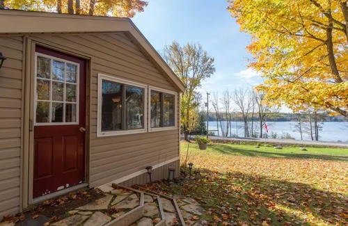 Bala Cottage | Two Bedroom Moon River Cottage