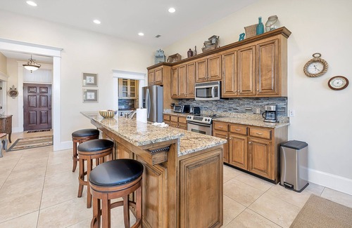Saint Simons Island Condo | Two bedroom ocean view condominium with community pool.