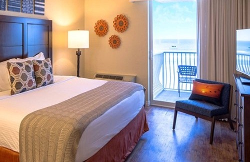 Ormond Shores Resort | Two Bedroom Ocean Front Condo, Ormond Beach 2555514