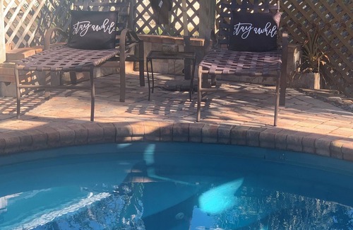 Mid Island Condo | Two bedroom One bathroom, Pool, Hot Tub, Social Fire Pit Walk to Beach!