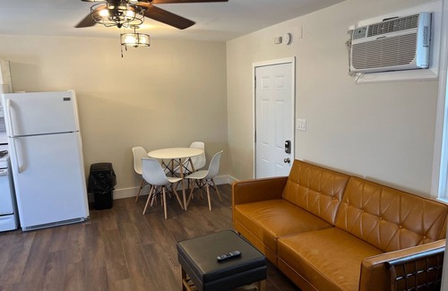 Wildwood Apartment | Two Bedroom Suite 104