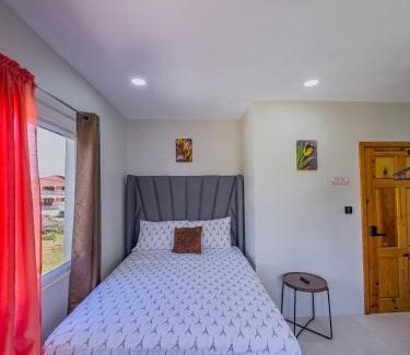Vieux Fort Quarter Apartment | Two Bedroom Suite - 12min from UVF Airport