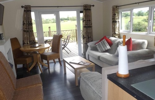 Offenham Cabin | Two bedroom timber lodge, Avonvale Holiday Lodges