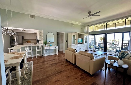 Fort Pierce Condo | Two bedroom/Two bathroom Penthouse Beach Condo