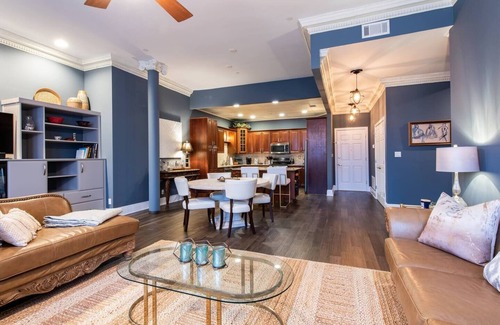 Downtown Louisville Condo | Two Bedroom/Two Full Baths, Downtown Sophistication!