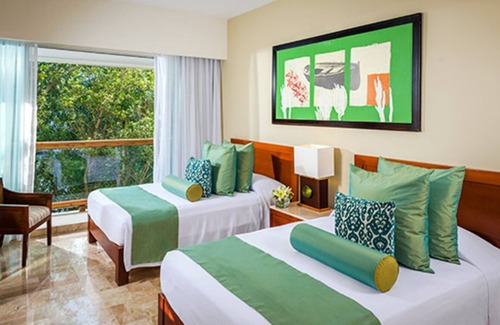 Seybaplaya Resort | Two bedroom unit with kitchen Includes Jungala VIP pass!