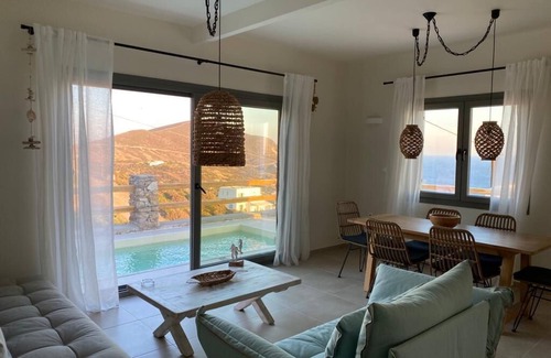 Antiparos House | Two bedroom villa with swimming pool