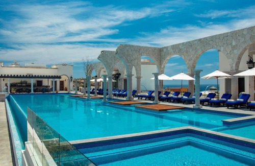 El Rosarito Villa | Two Bedroom Vista Suite - VISTA ENCANTADA RESORT, SPA & RESIDENCES - Breakfast Included by RedAwning