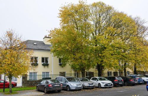 Cortober Apartment | Two bedroom waterfront Apartment