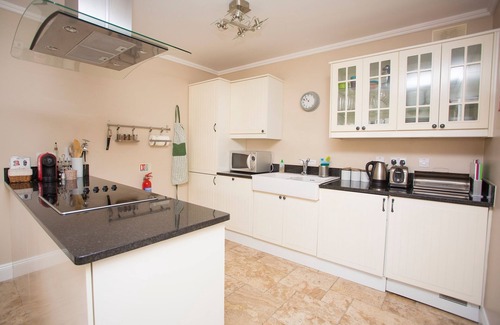 Lismullin Cottage | Two bedroomed cottage in a landscaped courtyard in the heart of Ireland's Ancient East region.