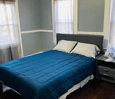 Irvington House | Two Bedrooms Home