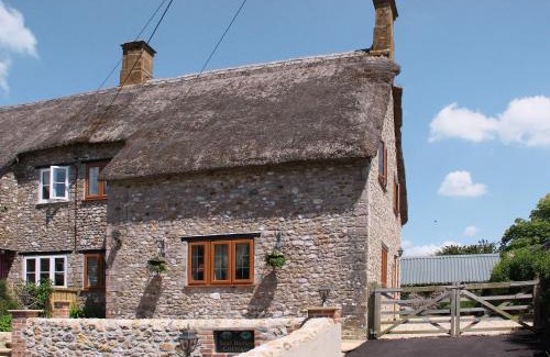 Winsham House | Two Bridge Cottage