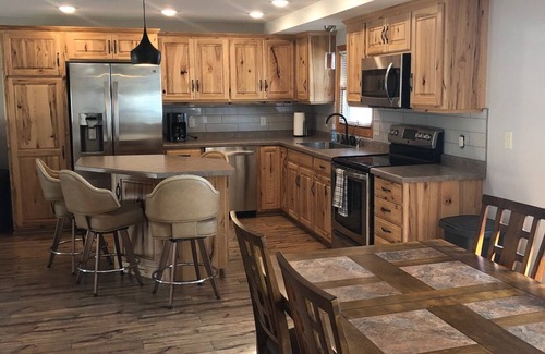 Litchfield House | Two cabin property on beautiful Lake Minnebelle - perfect for families!