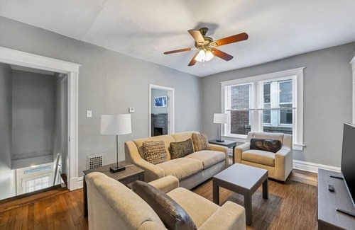 Shaw House | Two Charming Units 1W&2W