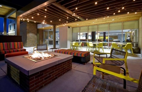 Wichita House | Two Clean and Modern Units Perfect for Enjoying Wichita's Downtown