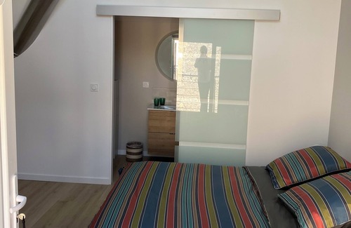 Nogent-l'Abbesse Bed & Breakfast | Two cocooning guest rooms in the center of the vineyards. Pets not allowed