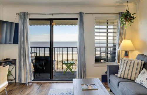 Folly Field House | Two Community pools Queen Bunk Beds Sleeper sofa Bikes & Beach Gear included