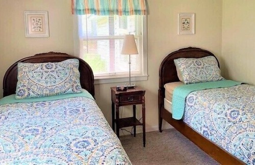 Cheboygan Cottage | Two Cottages near Mullett Lake