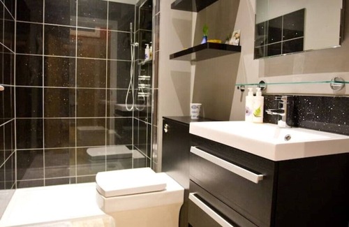 West Knoyle Cottage | Two Cottages with Private Pool and Spa
