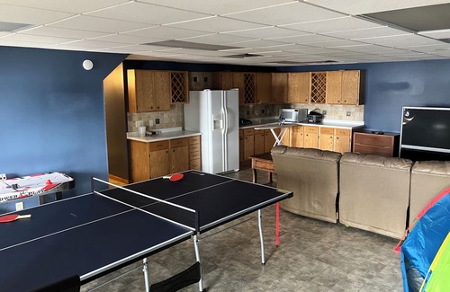 Shawano House | Two family, cozy, lake house retreat on Pine Lake.
