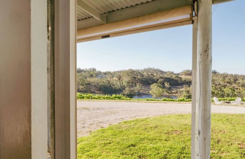 Sevenhill Cabin | Two Fat Ponies (formerly Se7en On Sevenhill) - "The Sunset Cabin"