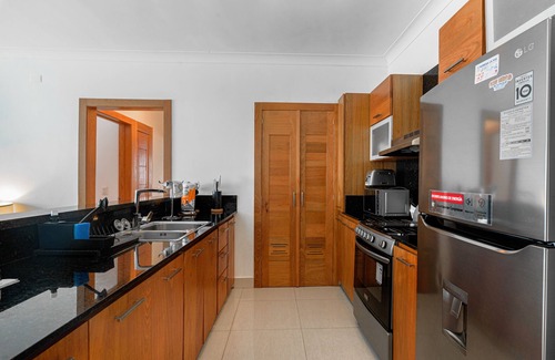 La Julia Apartment | Two Harmony Condos in the Same Building with Pool