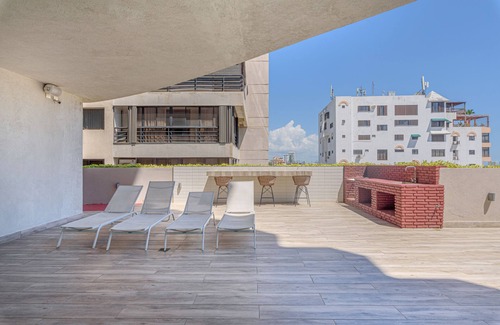 La Julia Apartment | Two Harmony Condos in the Same Building with Pool