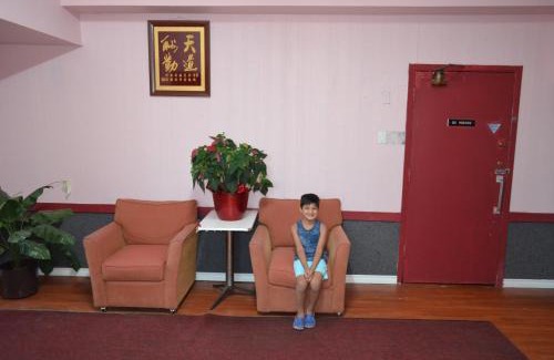 Town of Two Hills Hotel | Two Hills Inn