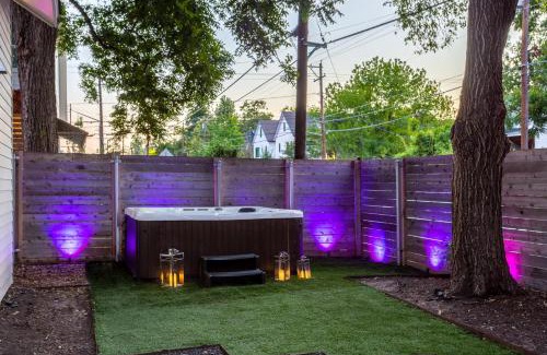 East Cesar Chavez House | Two House Corner Compound Rainey St - 6min walk