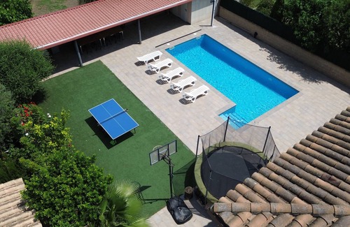 Mas Pinell Villa | Two in one - Private pool and airco