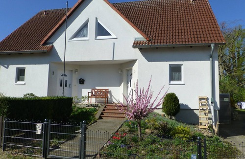 Wustrow House | Two lakes holiday home between Canower See and Labussee, rest, relaxation, nature