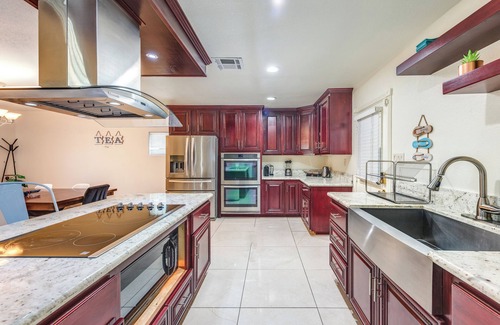 Paradise Villa | two luxury villas with one price hot tub/pool