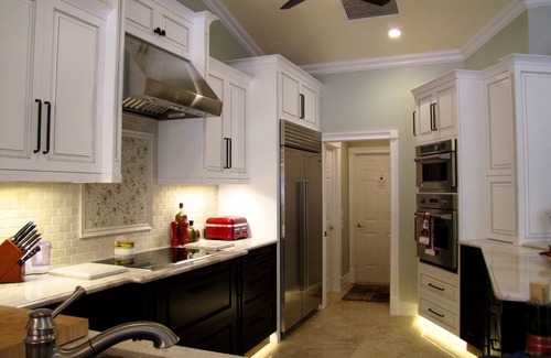 Crown Pointe House | TWO MASTER SUITES Heated Pool+Spa BEACH Home Private Comm IN NAPLES, Walk to