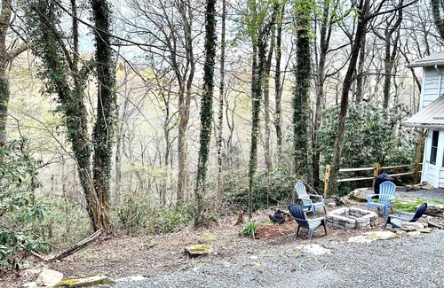Boone House | Two miles from Appalachian State University private basement - 720 sq. feet