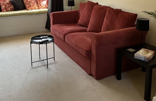 Rugby House | Two-minute walk to town centre, 7-minute walk to train station .