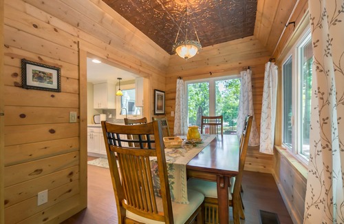Crestline Cabin | Two mountain cabins included! Walk everywhere downtown and Lake Gregory!